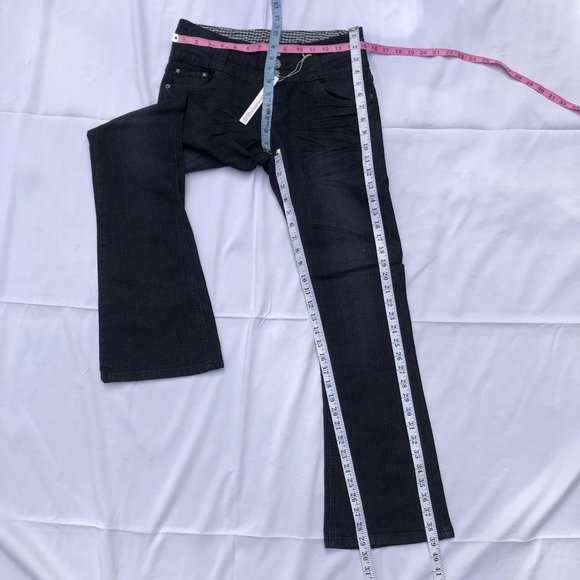 Size 9 Macy’s Junior Jeans Bootcut NWT - Picture 4 of 10